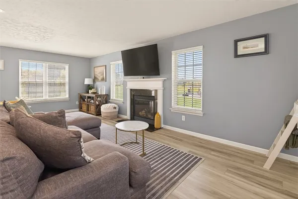 $349,900 | 75 Westcombe Park, Henrietta, NY 14586