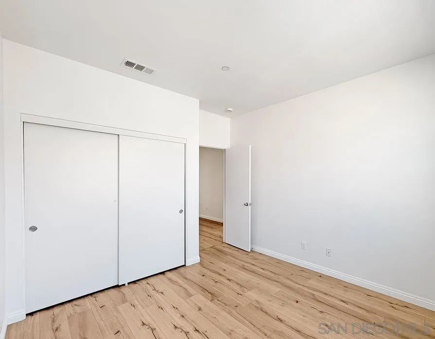 1395 Santa Diana Road, Unit 3 Chula Vista, CA 91913 - Photo 13 of 32 2nd Bedroom on floor 2 - different angle.