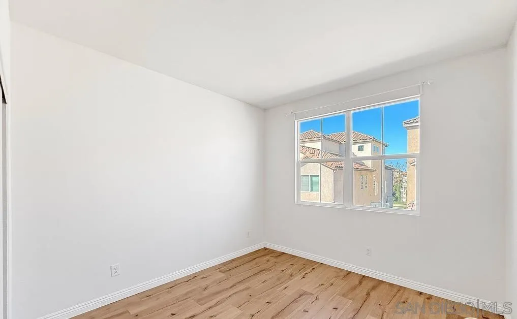 1395 Santa Diana Road, Unit 3 Chula Vista, CA 91913 - Photo 14 of 32 3rd Bedroom on floor 2.