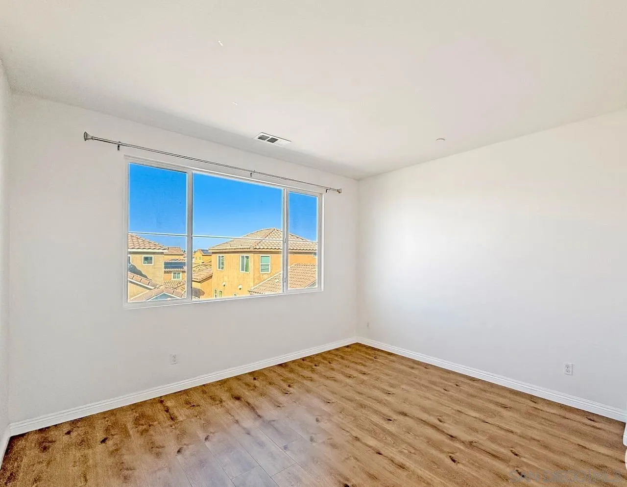 1395 Santa Diana Road, Unit 3 Chula Vista, CA 91913 - Photo 20 of 32 4th Bedroom on 3rd Floor - different angle.