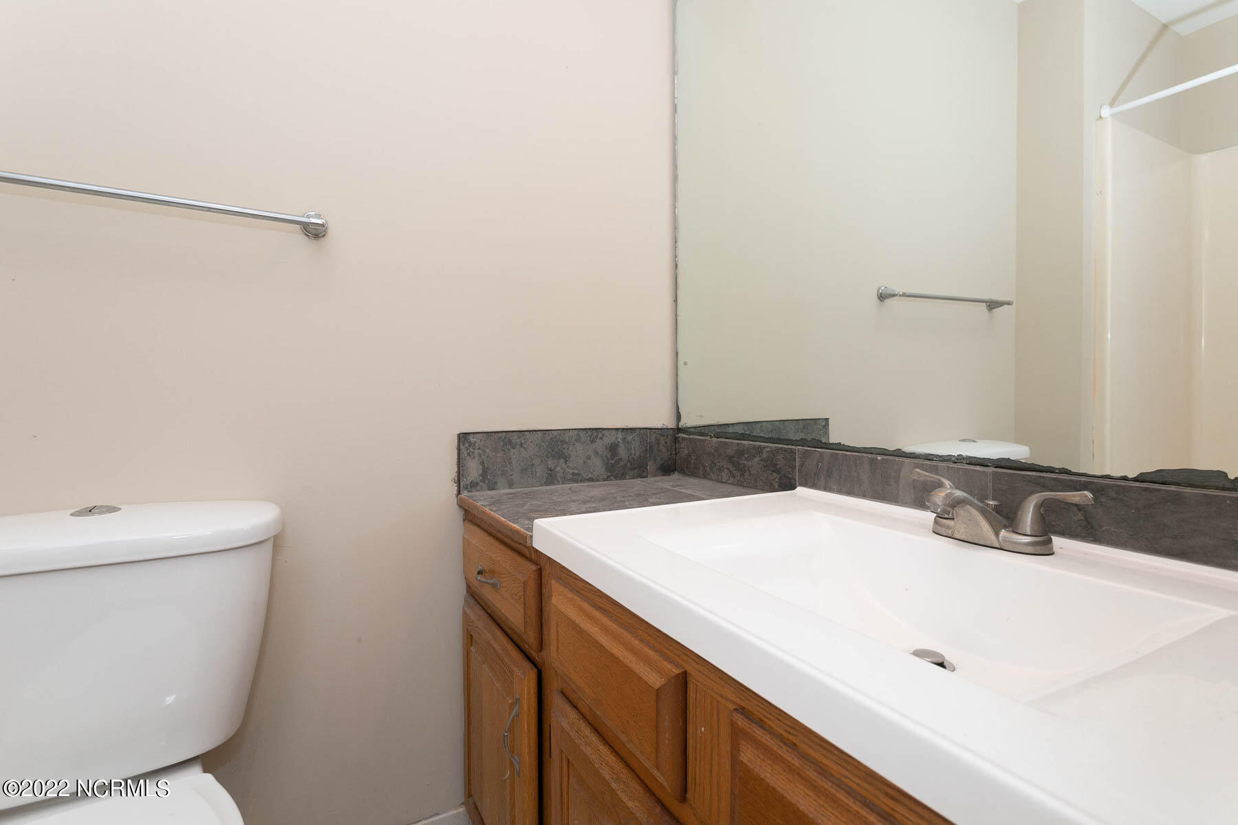 15 Cameron Lane Pinehurst, NC 28374 - Photo 18 of 28 hall bathroom