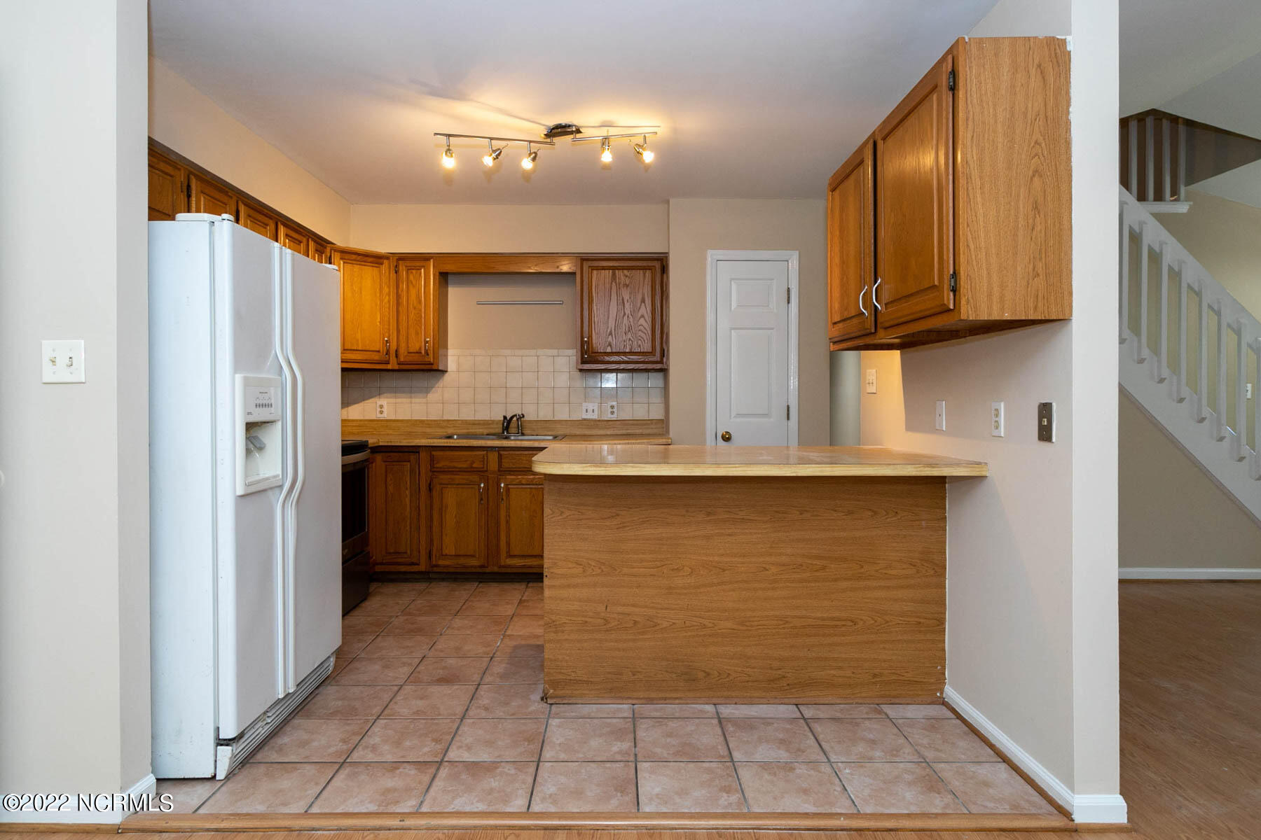 15 Cameron Lane Pinehurst, NC 28374 - Photo 7 of 28 kitchen1