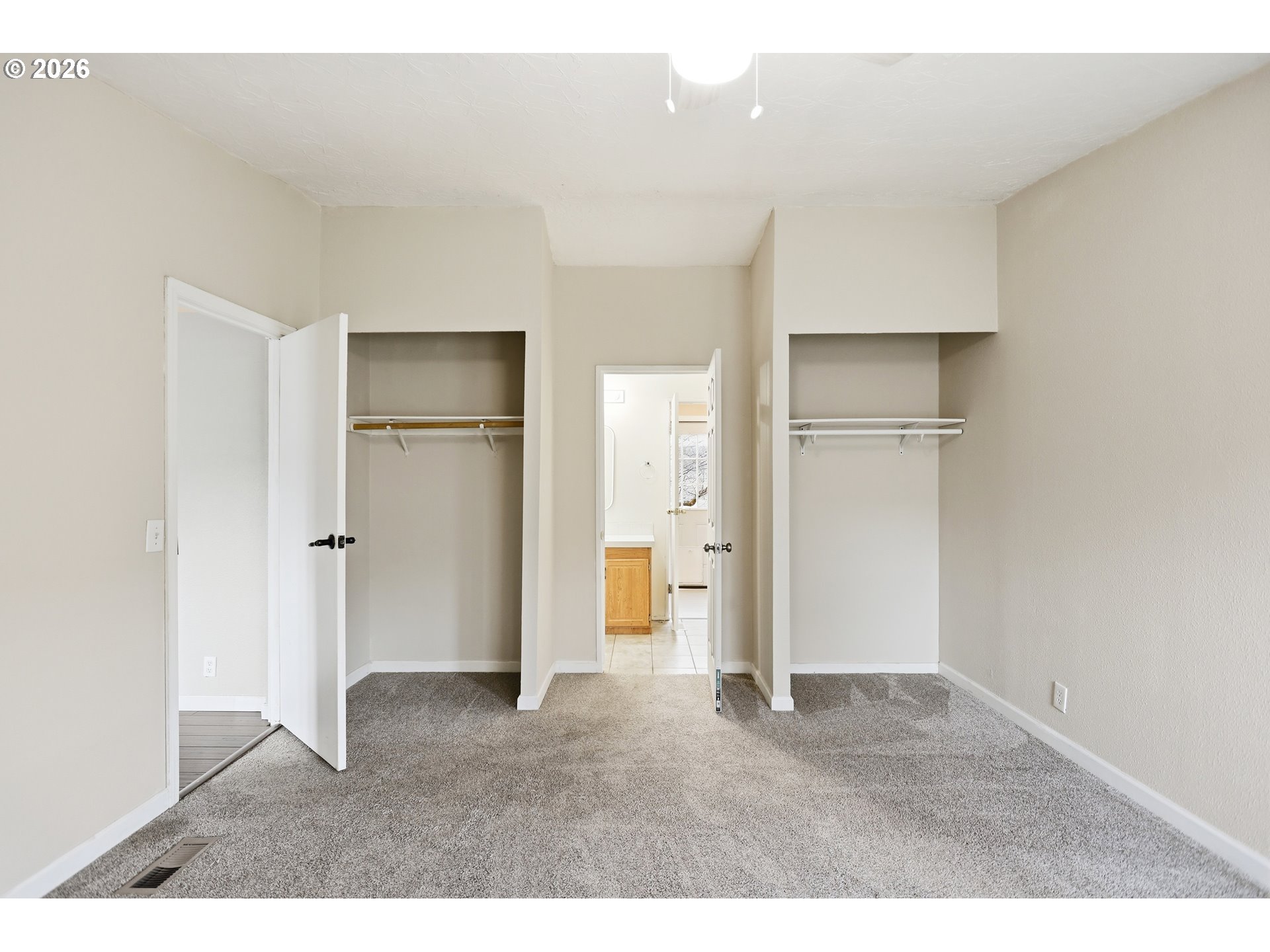 501 Northwest 3rd Street Dufur, OR 97021 - Photo 19 of 44 a view of an empty room
