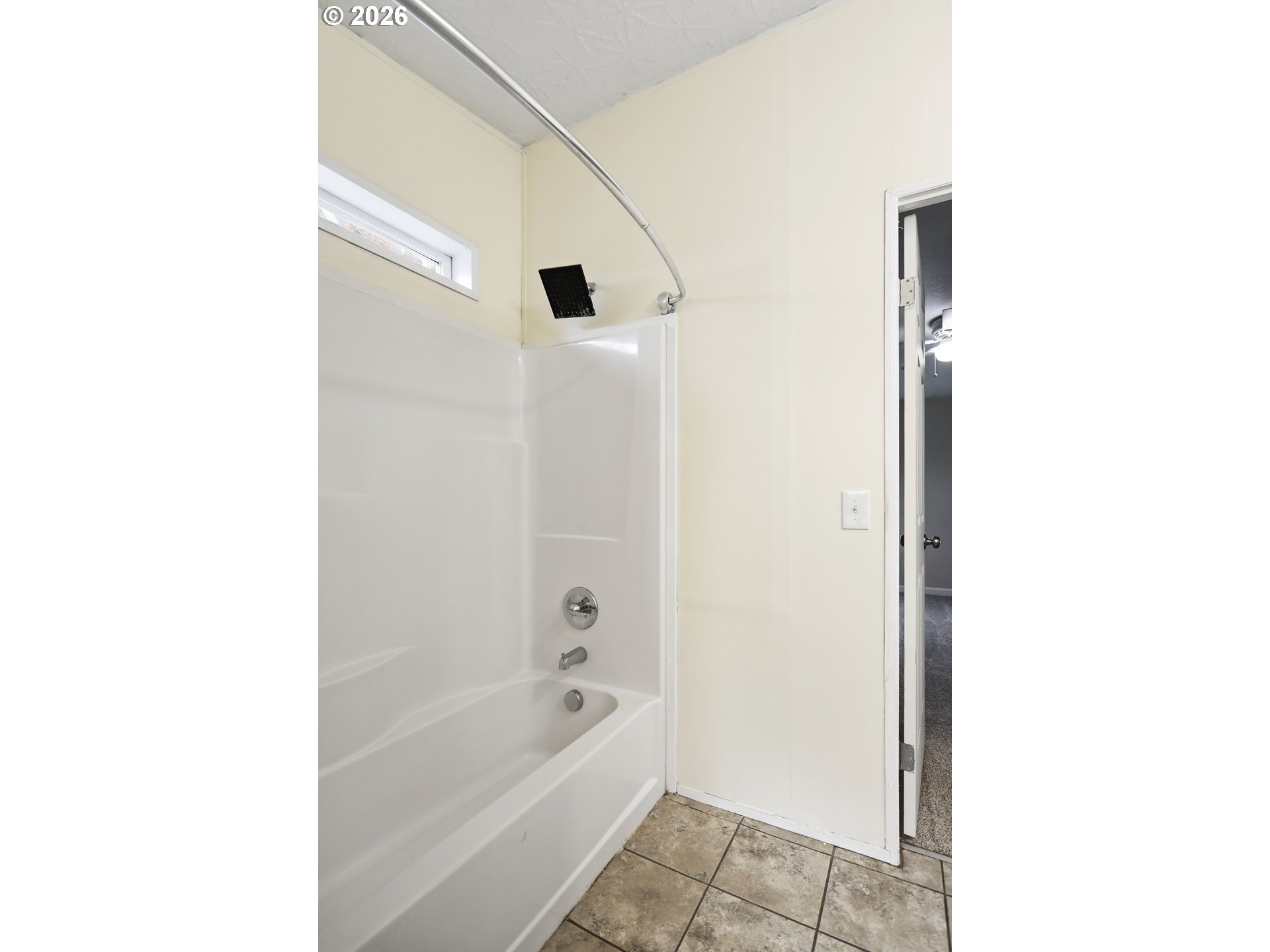 501 Northwest 3rd Street Dufur, OR 97021 - Photo 20 of 44 a bathroom with a tub and a shower