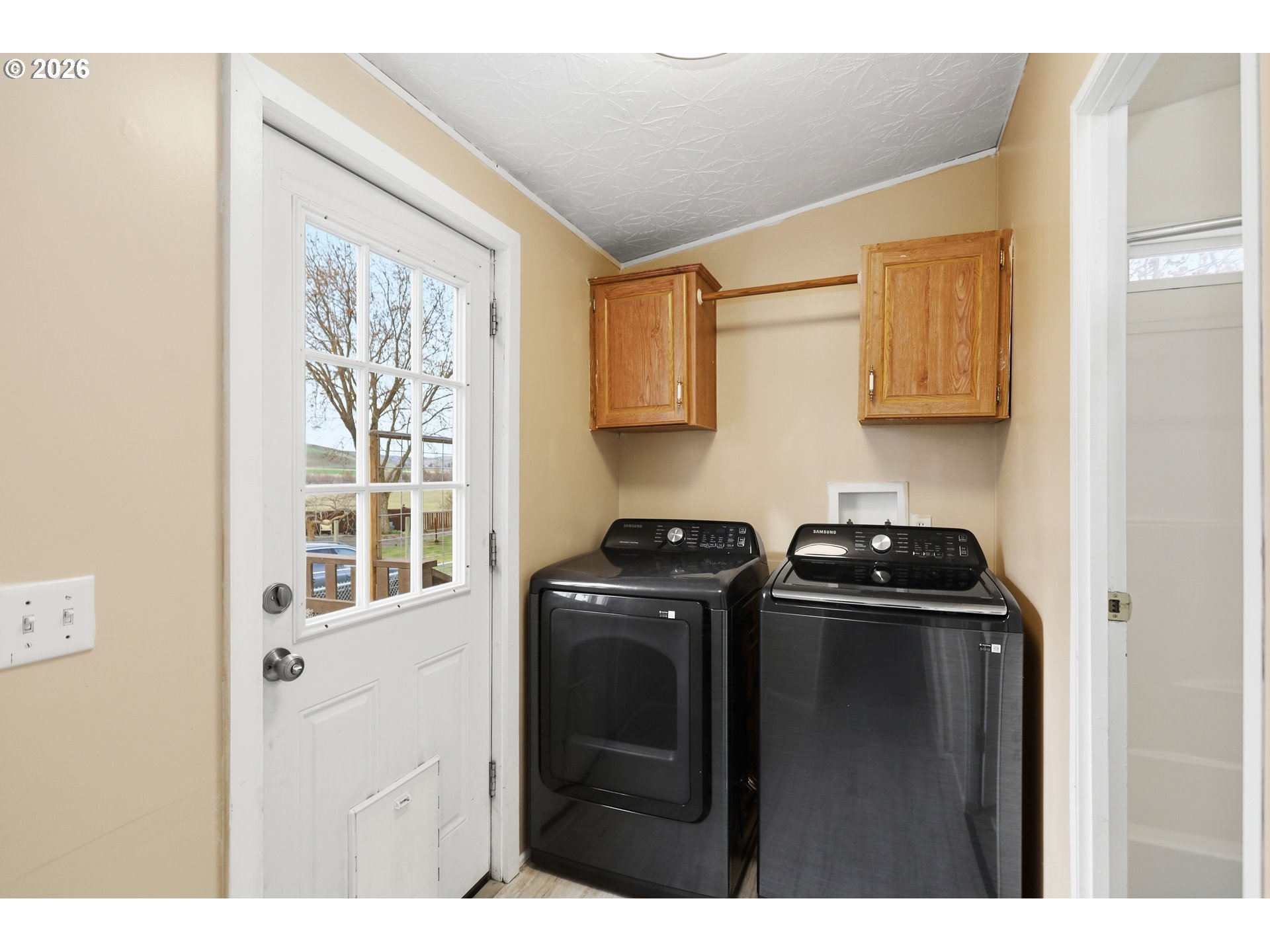 501 Northwest 3rd Street Dufur, OR 97021 - Photo 25 of 44 a view of washer and dryer
