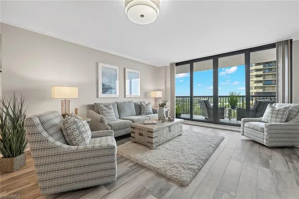 $1,249,000 | 6075 Pelican Bay Boulevard, Unit 1403, Naples, FL 34108