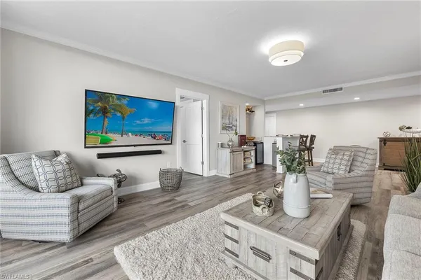 $1,249,000 | 6075 Pelican Bay Boulevard, Unit 1403, Naples, FL 34108