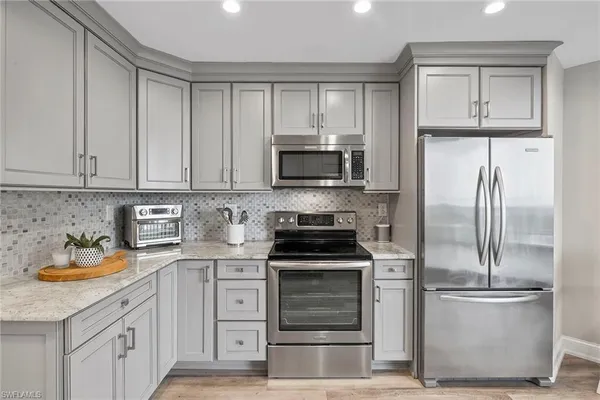$1,249,000 | 6075 Pelican Bay Boulevard, Unit 1403, Naples, FL 34108