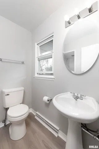 $250,000 | 324 West Ivy Lane, Peoria, IL 61614