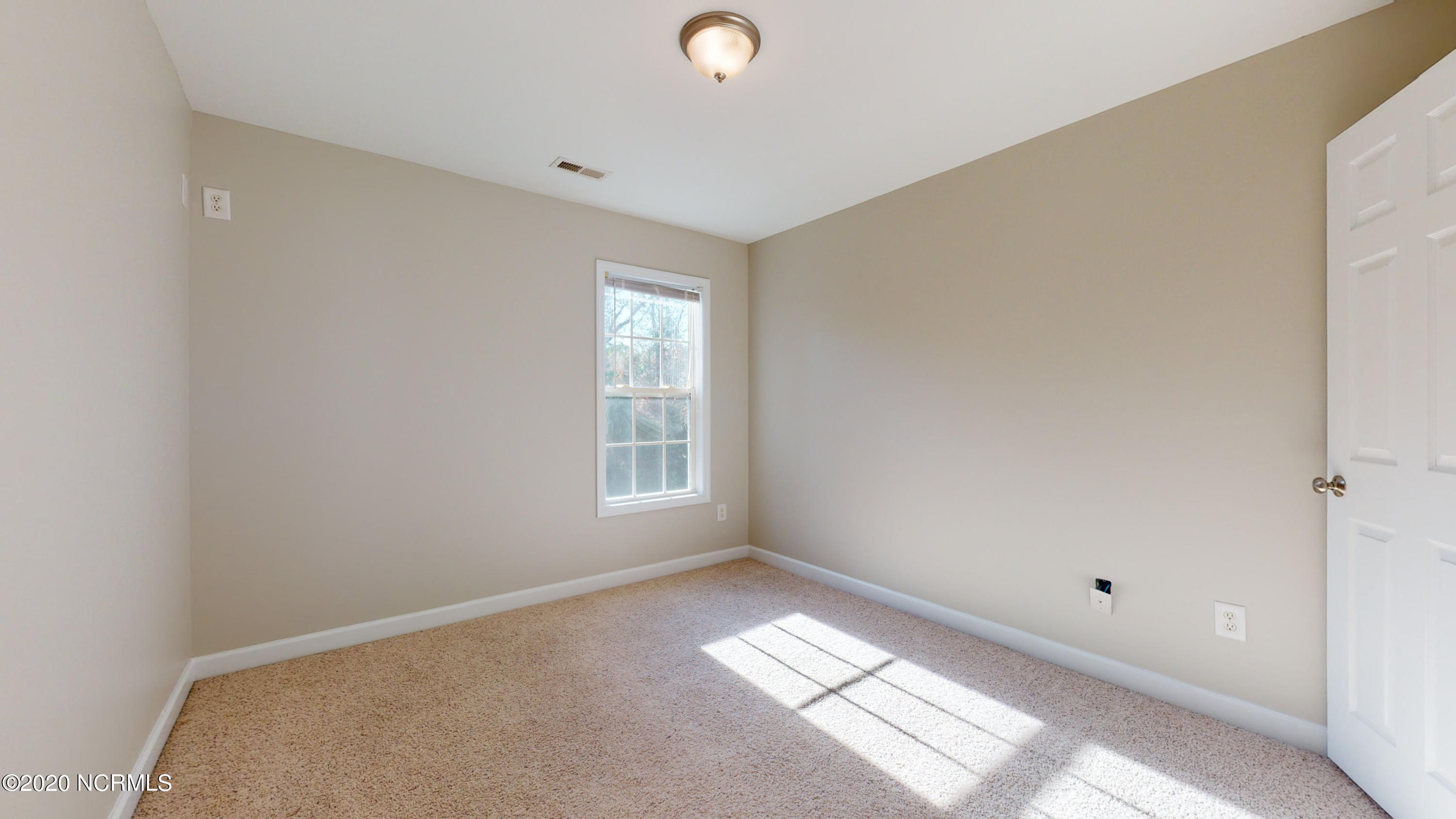 223 Rudolph Lane Hubert, NC 28539 - Photo 17 of 32 Bedroom 2
