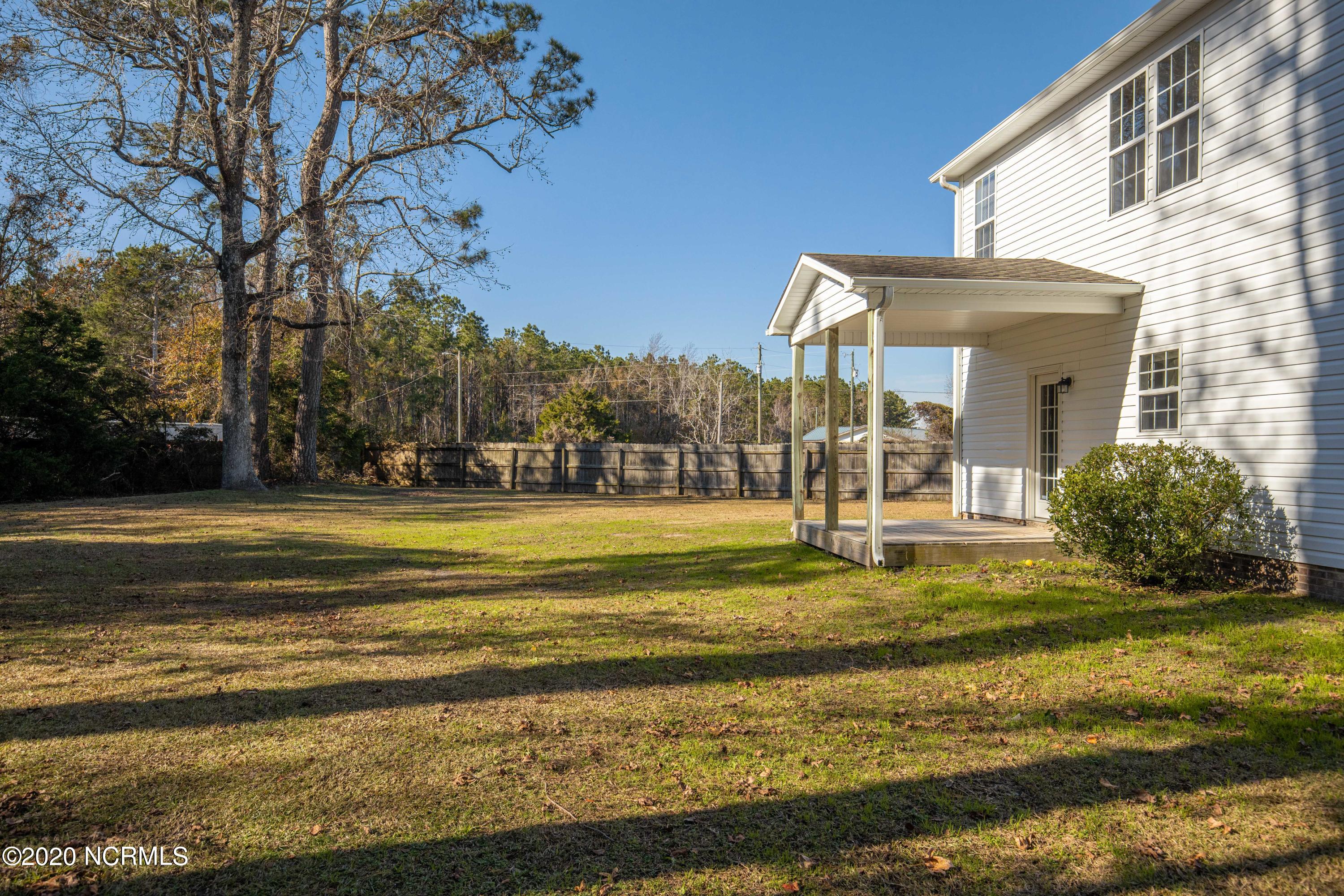 223 Rudolph Lane Hubert, NC 28539 - Photo 23 of 32 223 Rudolph Ln-7