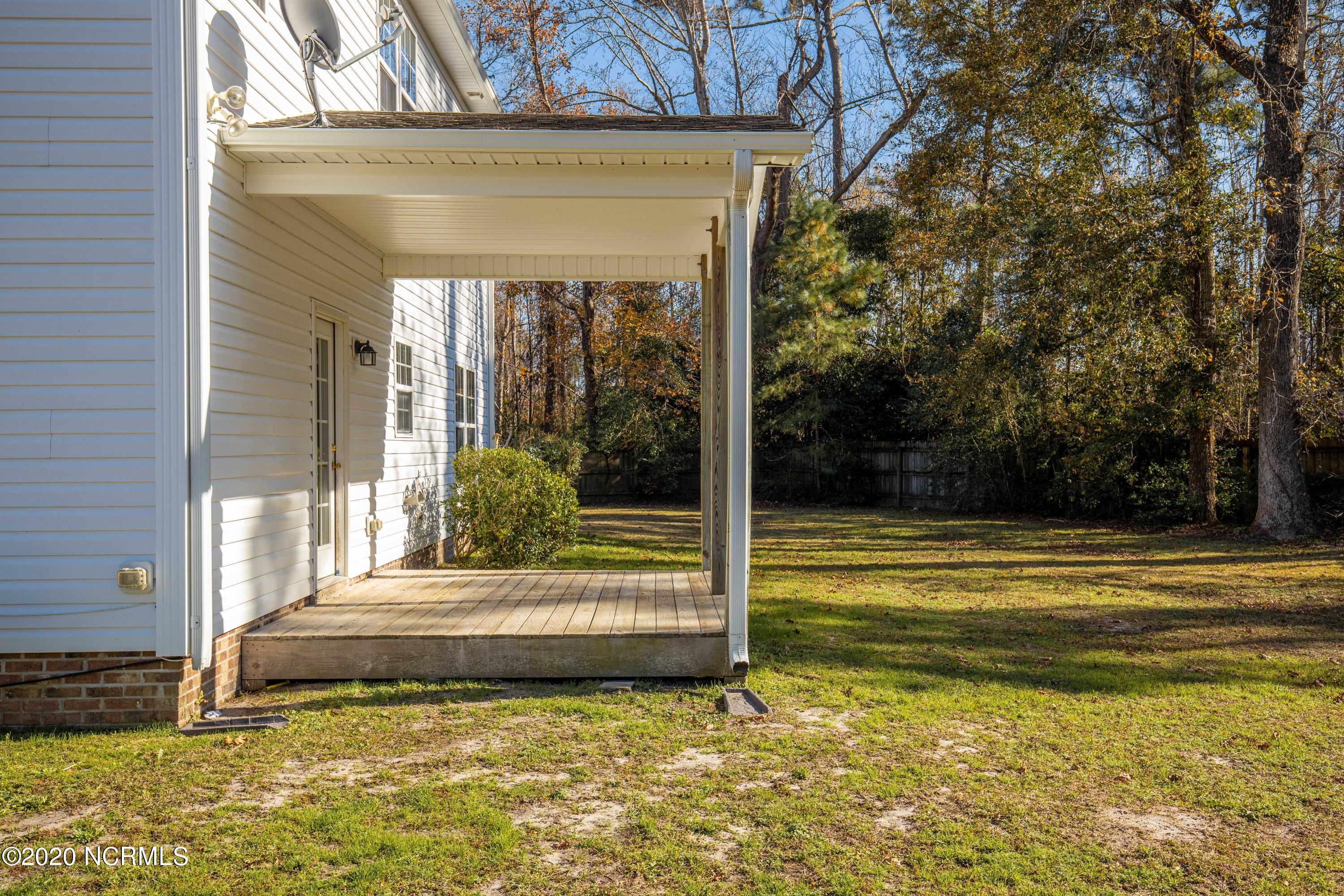 223 Rudolph Lane Hubert, NC 28539 - Photo 25 of 32 223 Rudolph Ln-13