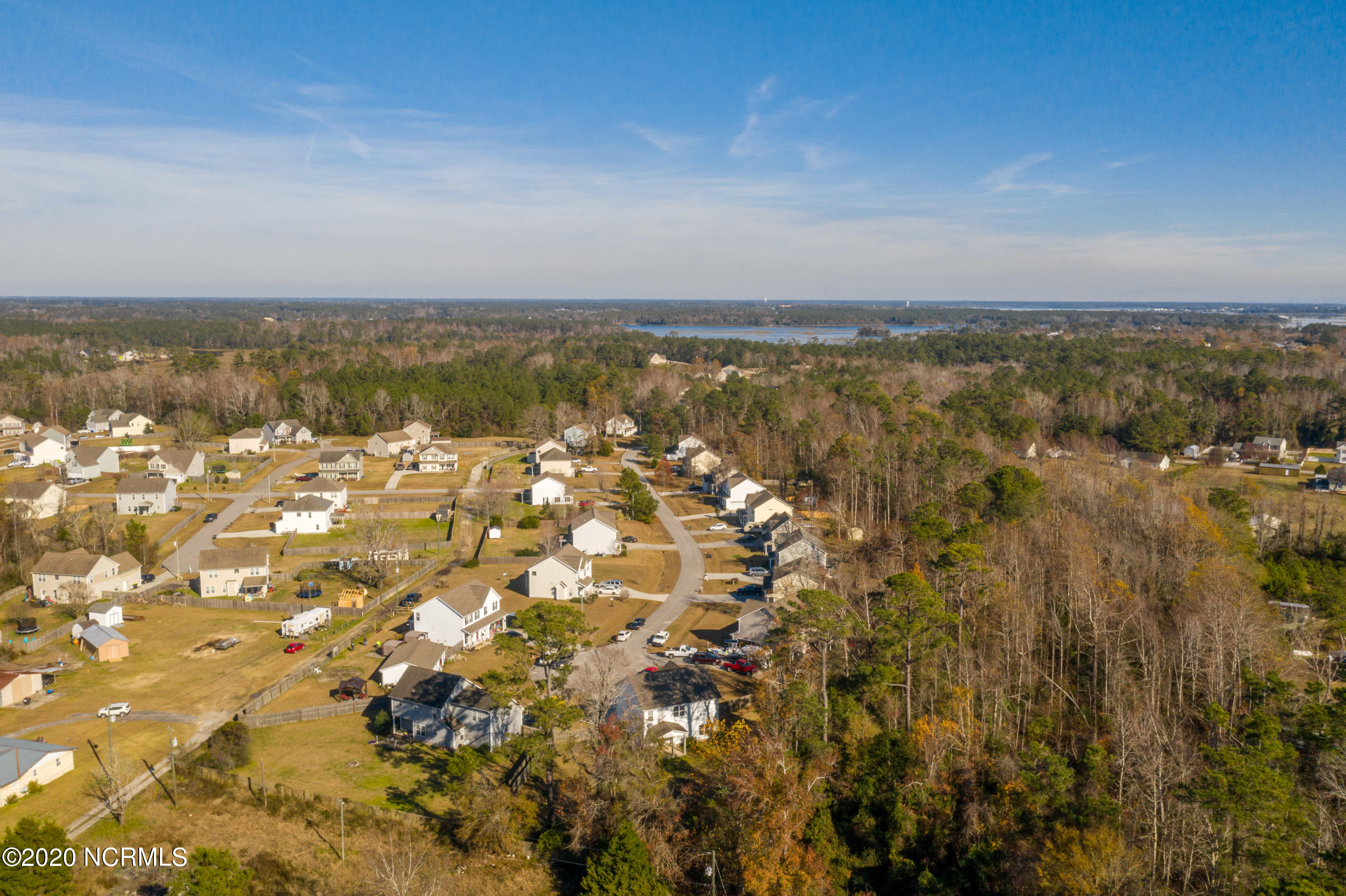 223 Rudolph Lane Hubert, NC 28539 - Photo 27 of 32 223 Rudolph Ln-16