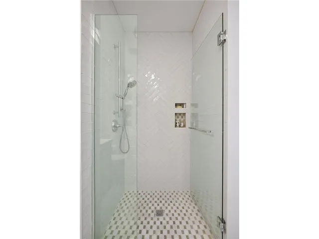 $3,650 | 3209 Galleria, Unit 1007, Edina, MN 55435