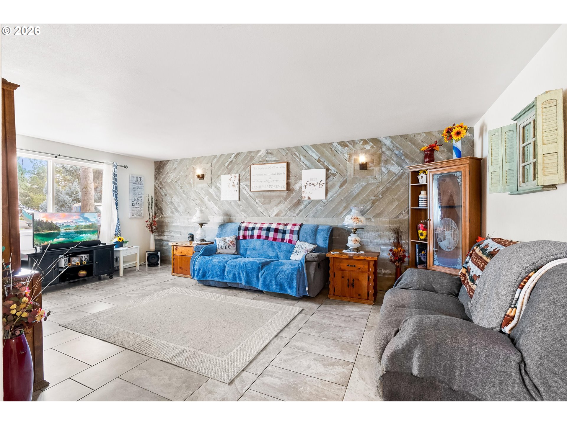 133 Edith Circle Eagle Point, OR 97524 - Photo 4 of 20