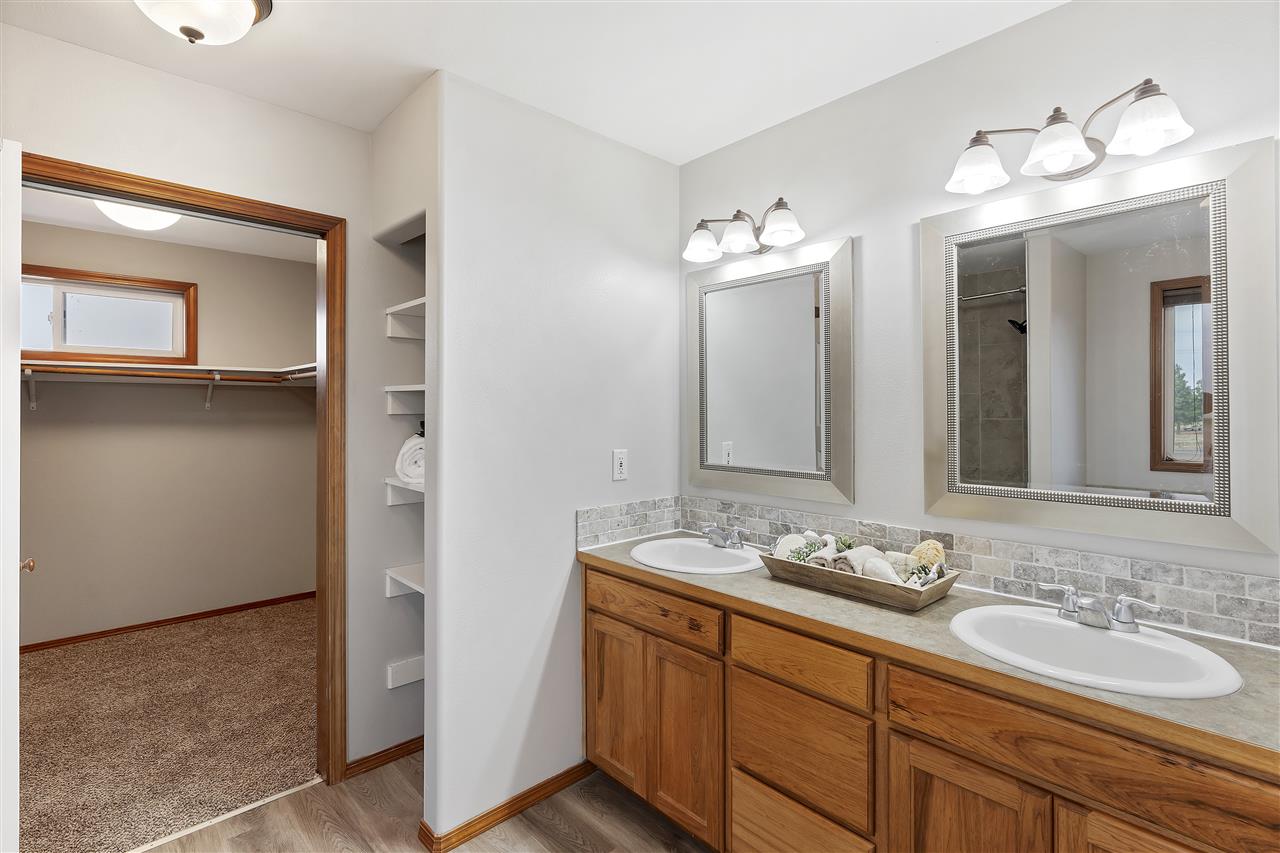 14002 West Deno Road Spokane, WA 99224 - Photo 11 of 23