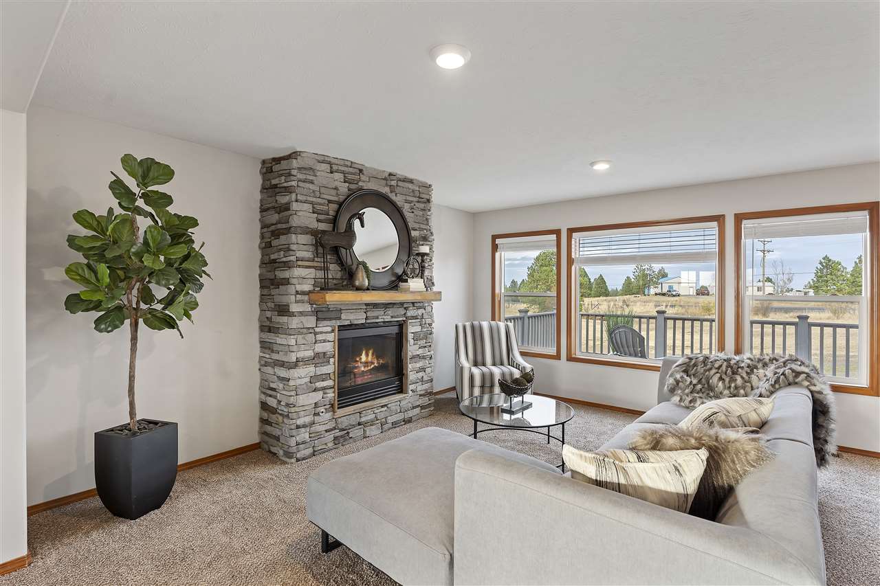 14002 West Deno Road Spokane, WA 99224 - Photo 6 of 23