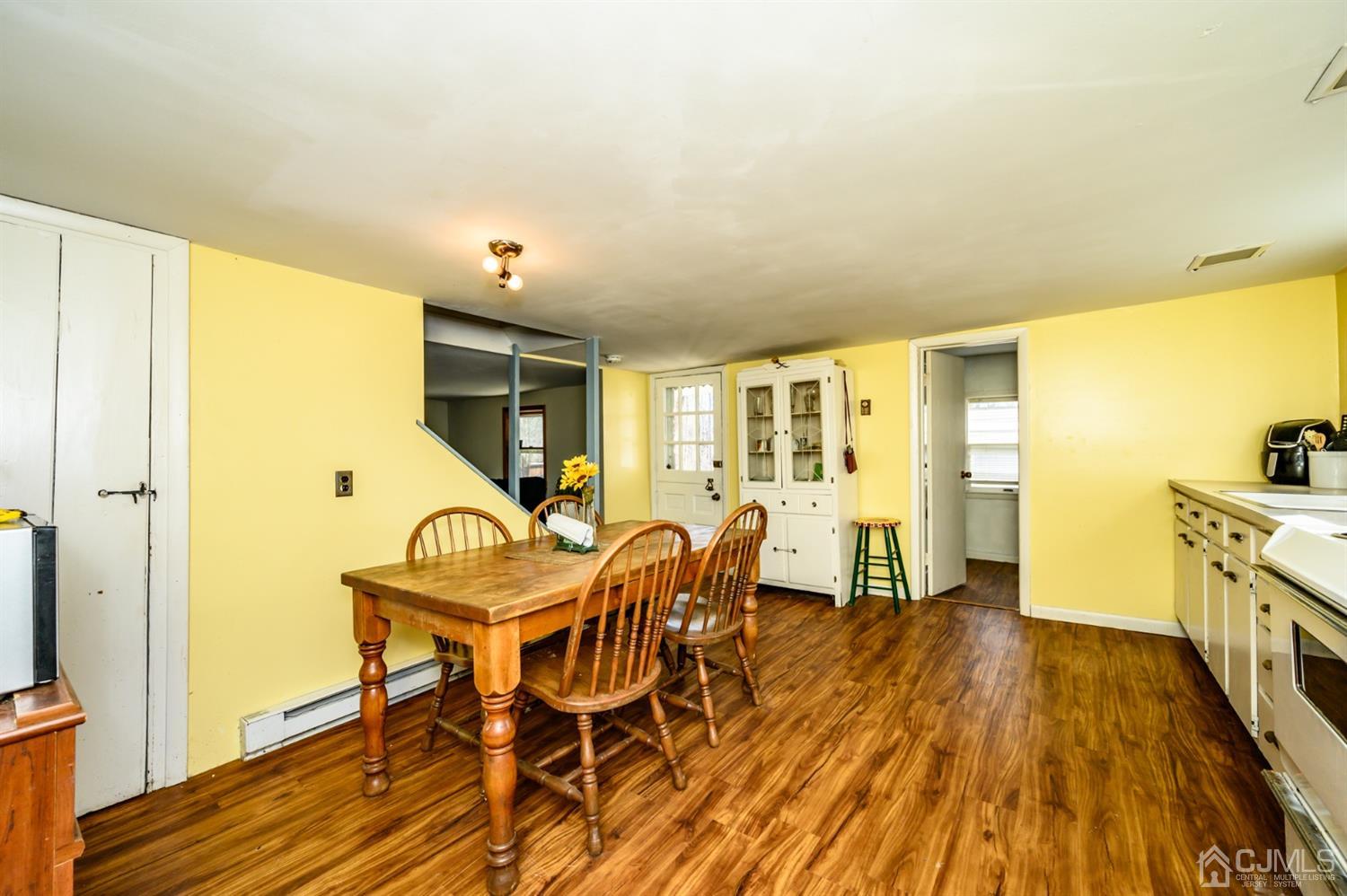 113 Walnut Valley Road Blairstown, NJ 07832 - Photo 10 of 34 Gallery Image 10