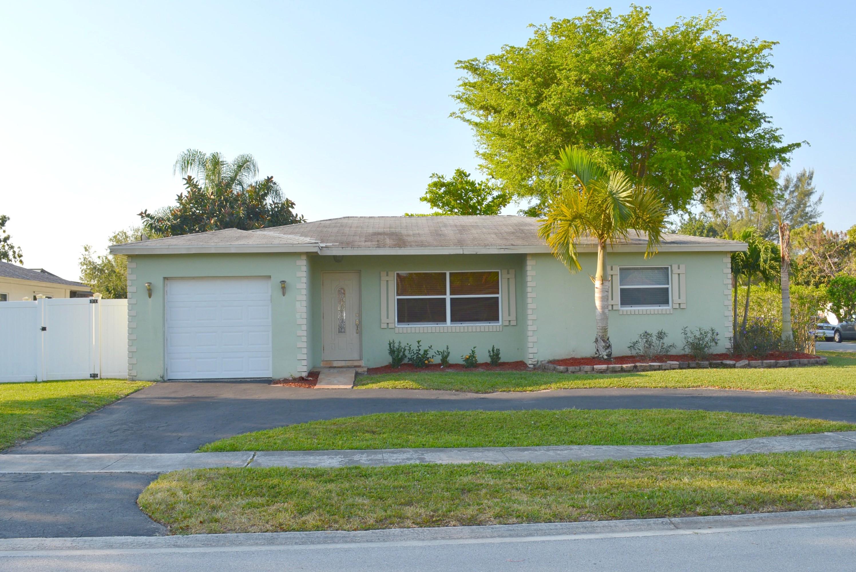 4702 Armadillo Street Boca Raton, FL 33428 - Photo 1 of 23 3/2/1 on .20 acre corner lot