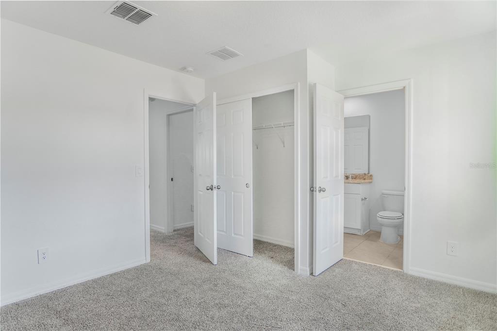 4319 Ranch House Road St. Cloud, FL 34772 - Photo 18 of 47 a view of room with bathroom and a bathroom