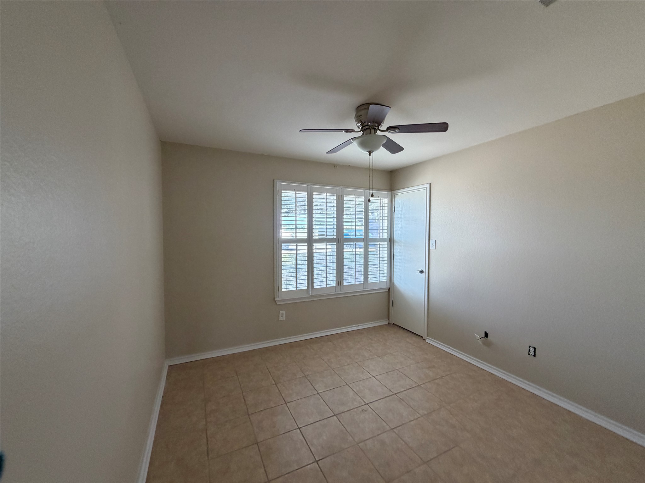 1148 Amberwood Loop Kyle, TX 78640 - Photo 17 of 20 a view of an empty room with a window