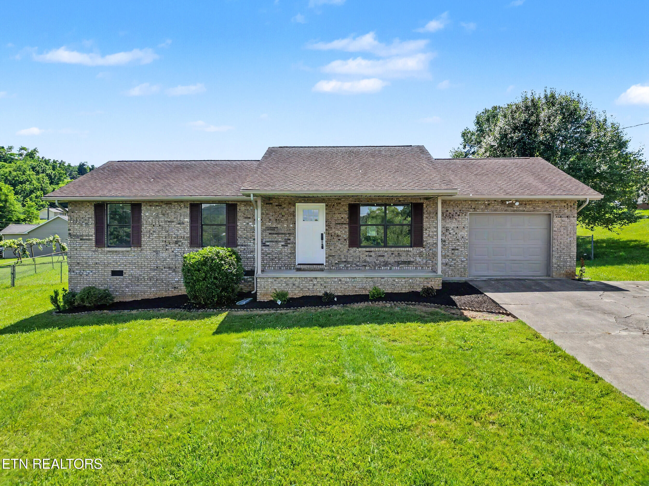 123 Cross Creek Road Maynardville, TN 37807 - Photo 1 of 36 3_dji_0226