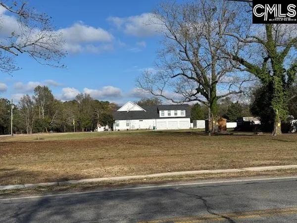 $73,500 | 304 Saluda Avenue, Batesburg, SC 29006