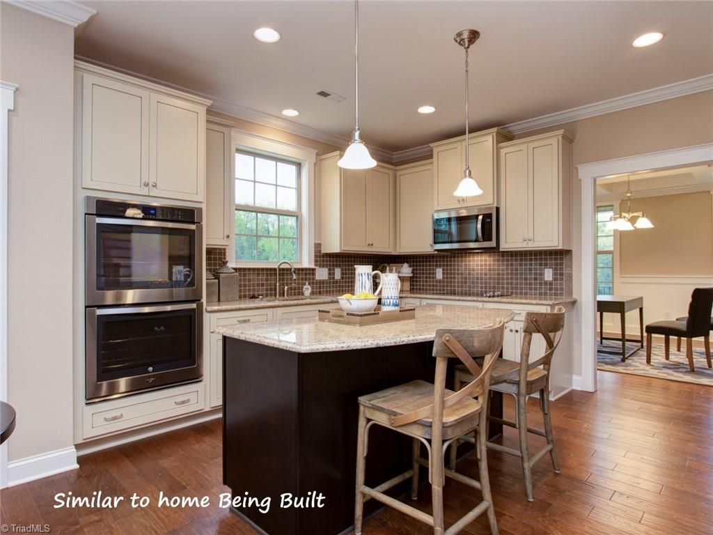 5505 Rambling Road Greensboro, NC 27409 - Photo 9 of 29