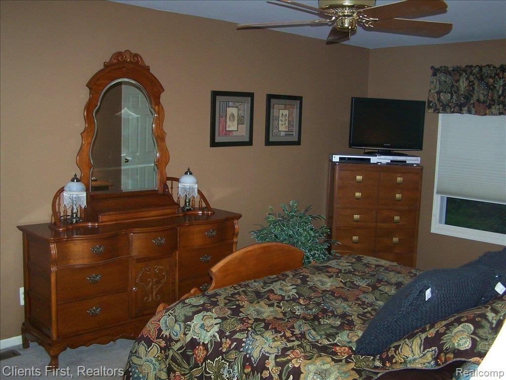 10295 Rama Court Clarkston, MI 48348 - Photo 10 of 15 Pics 009