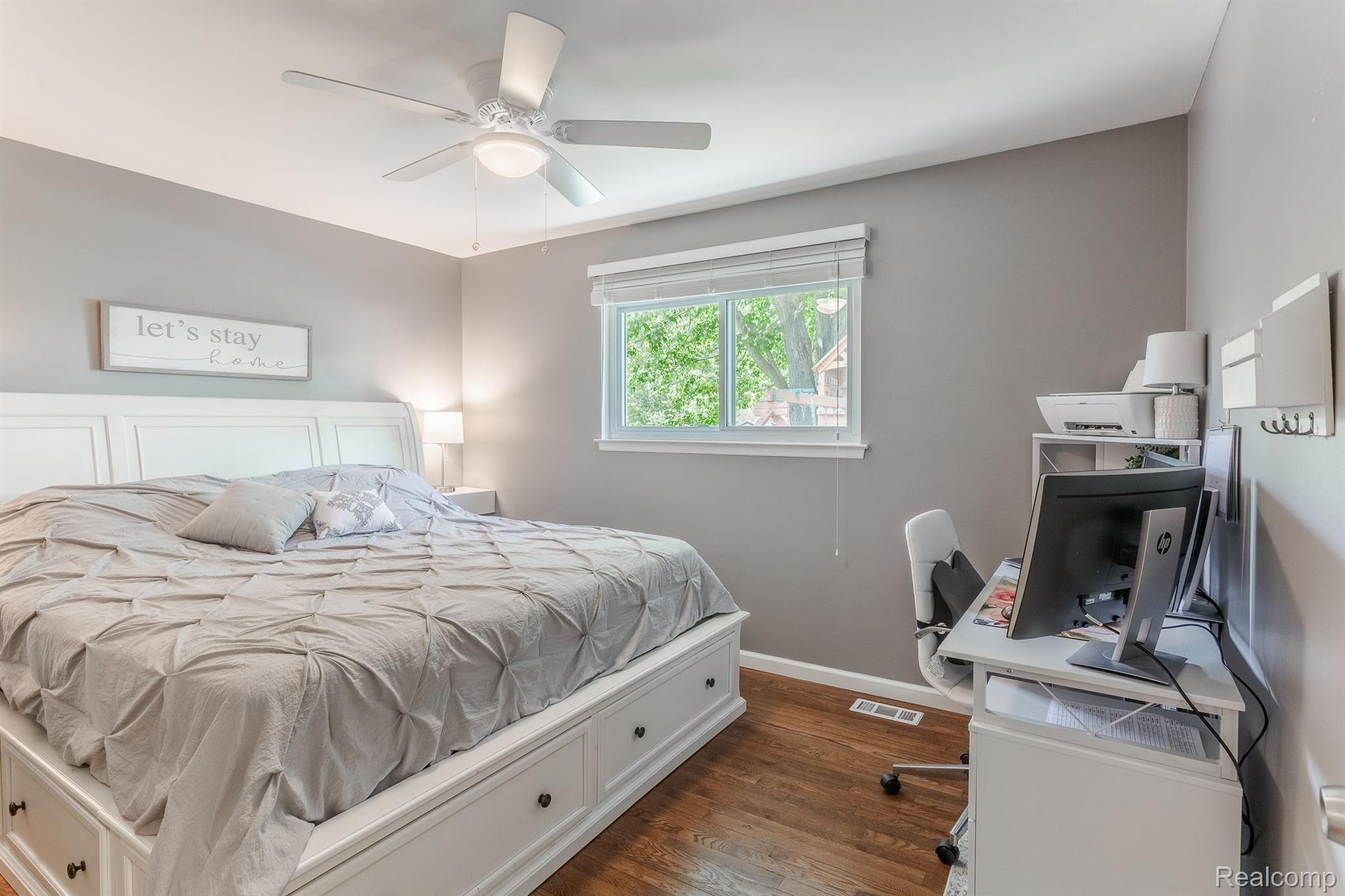 39990 Coronation Road Canton, MI 48188 - Photo 14 of 33 Gallery Image 14