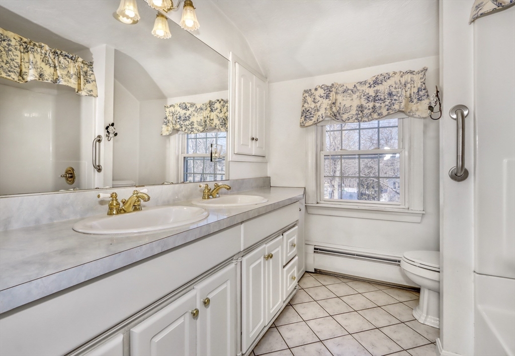 62 Cranmore Lane Melrose, MA 02176 - Photo 23 of 42