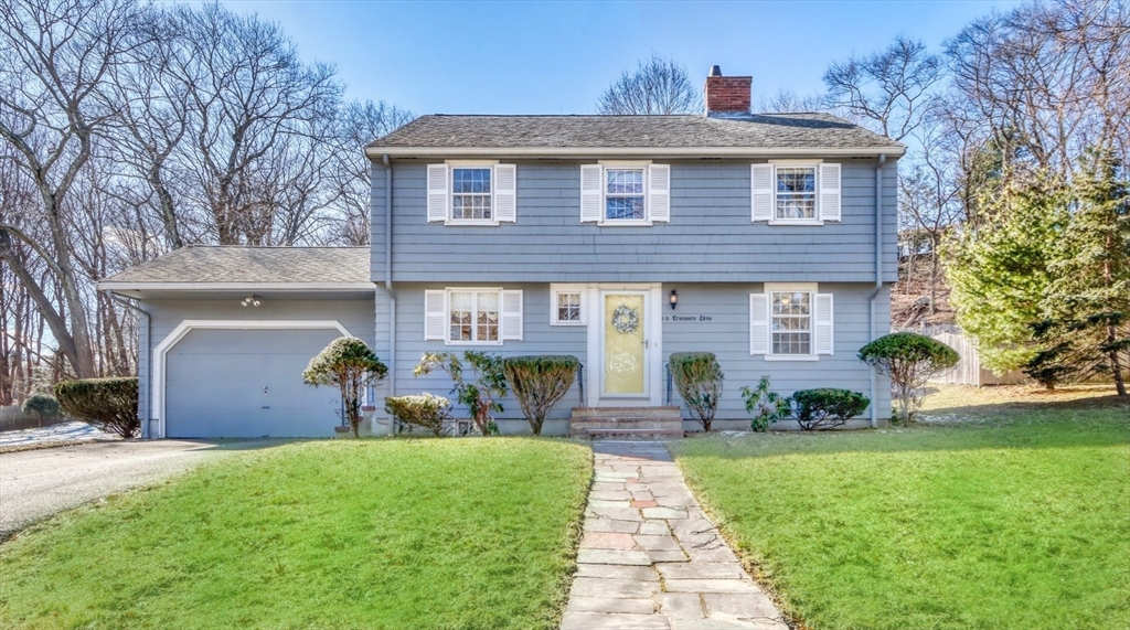 62 Cranmore Lane Melrose, MA 02176 - Photo 3 of 42