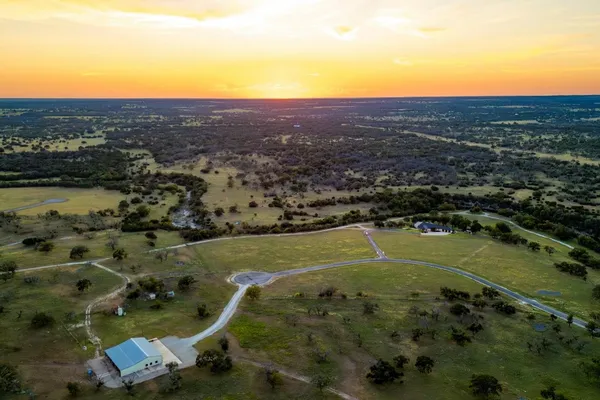 $699,000 | 281 Goose Landing Way, Harper, TX 78631