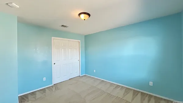 $1,695 | 9506 Mustang Farm, San Antonio, TX 78254