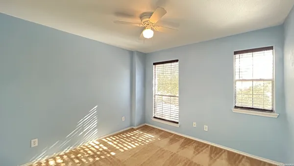 $1,695 | 9506 Mustang Farm, San Antonio, TX 78254