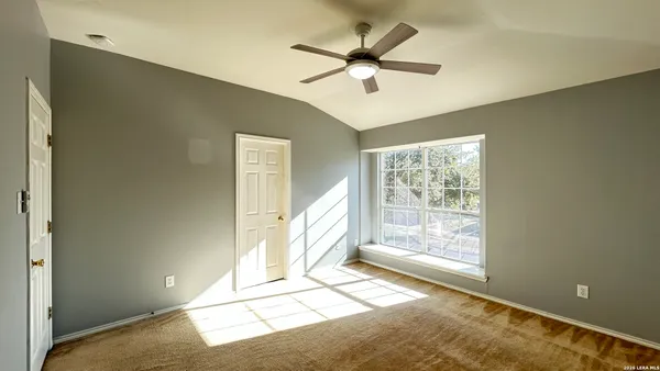 $1,695 | 9506 Mustang Farm, San Antonio, TX 78254