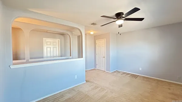 $1,695 | 9506 Mustang Farm, San Antonio, TX 78254