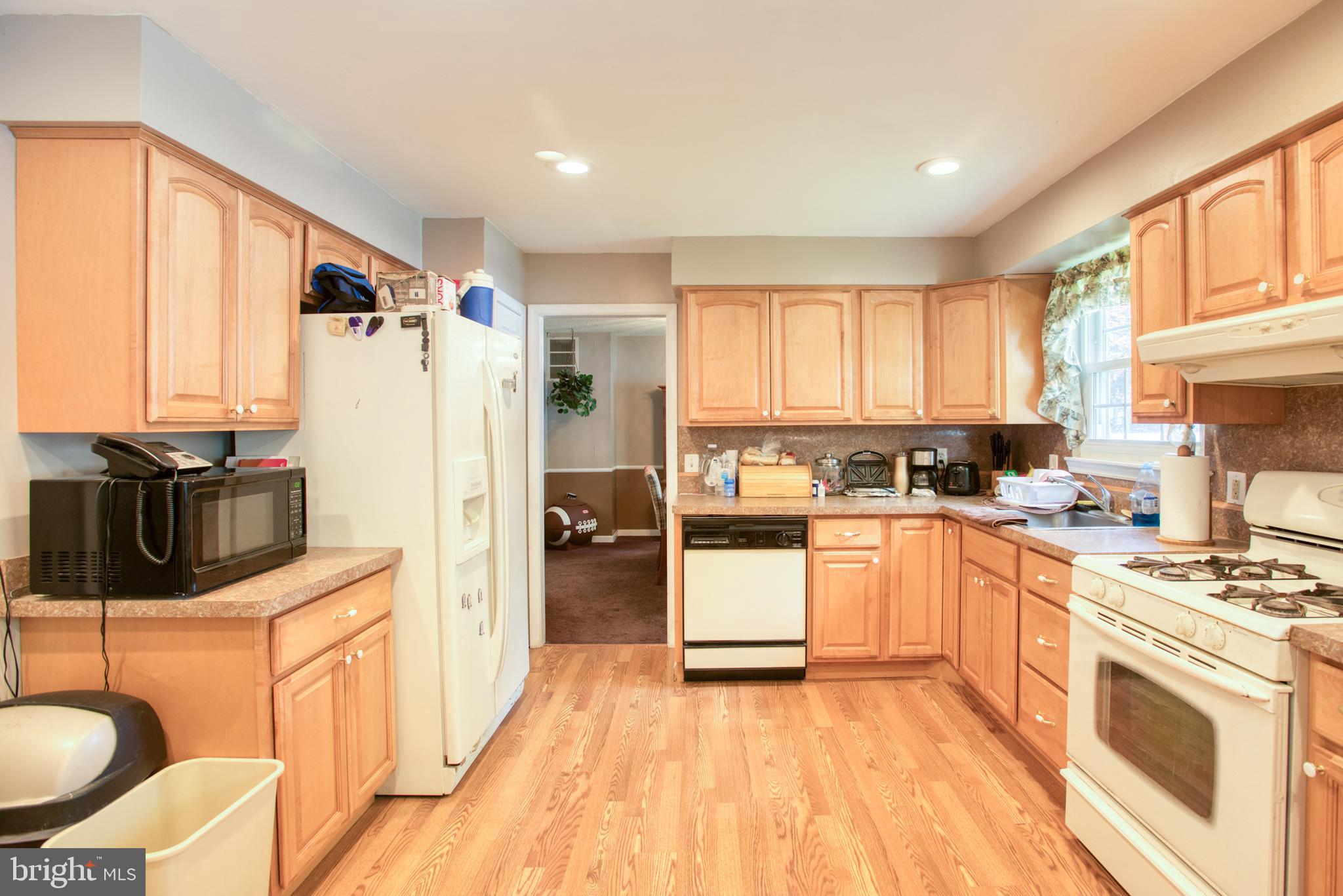 1622 Red Oak Road Williamstown, NJ 08094 - Photo 7 of 37 Gallery Image 7