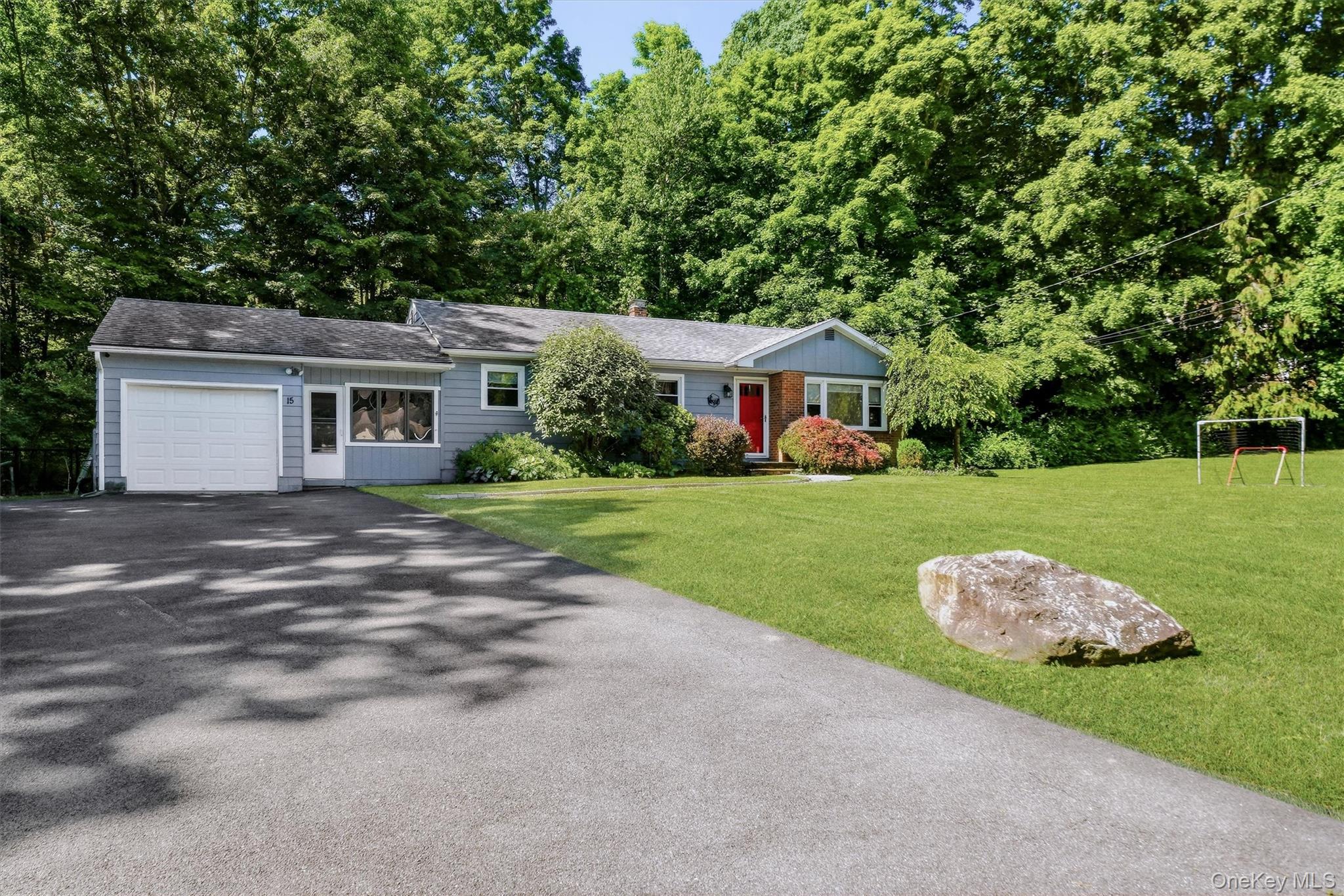 15 Peters Road North Hopewell Junction, NY 12533 - Photo 3 of 35