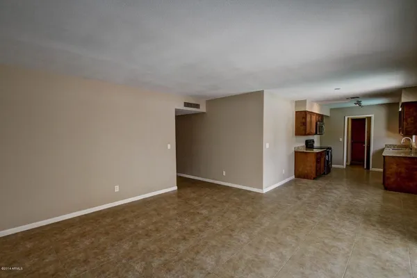 $4,200 | 1030 East Manhatton Drive, Tempe, AZ 85282