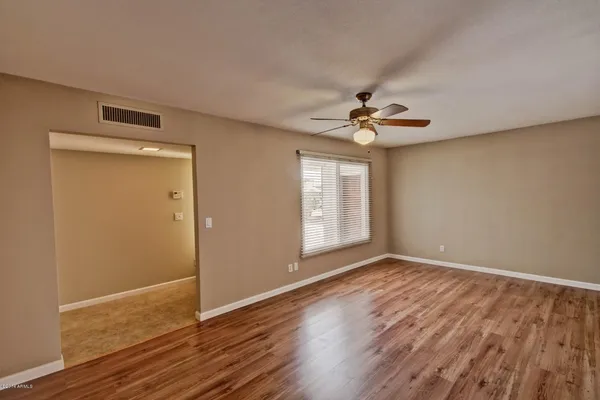 $3,995 | 1030 East Manhatton Drive, Tempe, AZ 85282