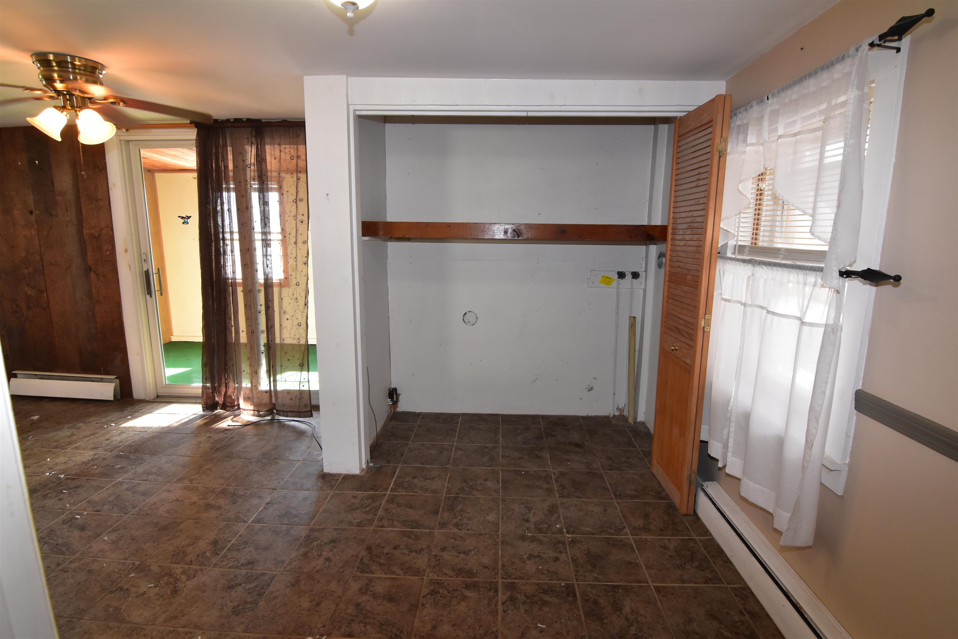 130 Lincoln Street Bennington, VT 05201 - Photo 9 of 40