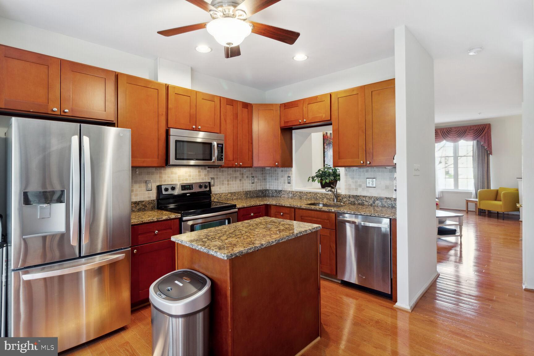 8427 Glad Rivers Row Columbia, MD 21045 - Photo 13 of 28 Gallery Image 13