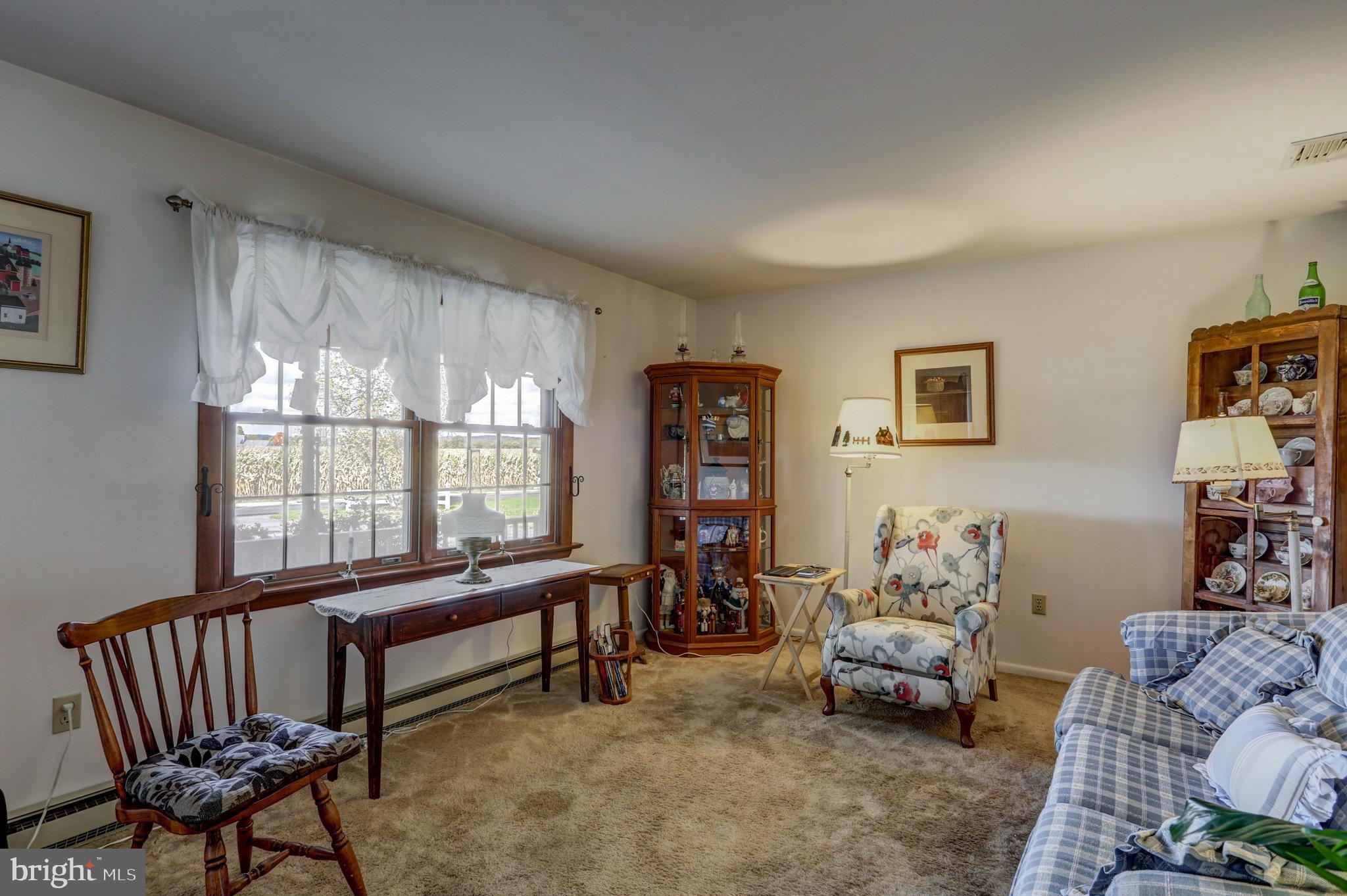 1071 East Meadow Road Manheim, PA 17545 - Photo 15 of 45