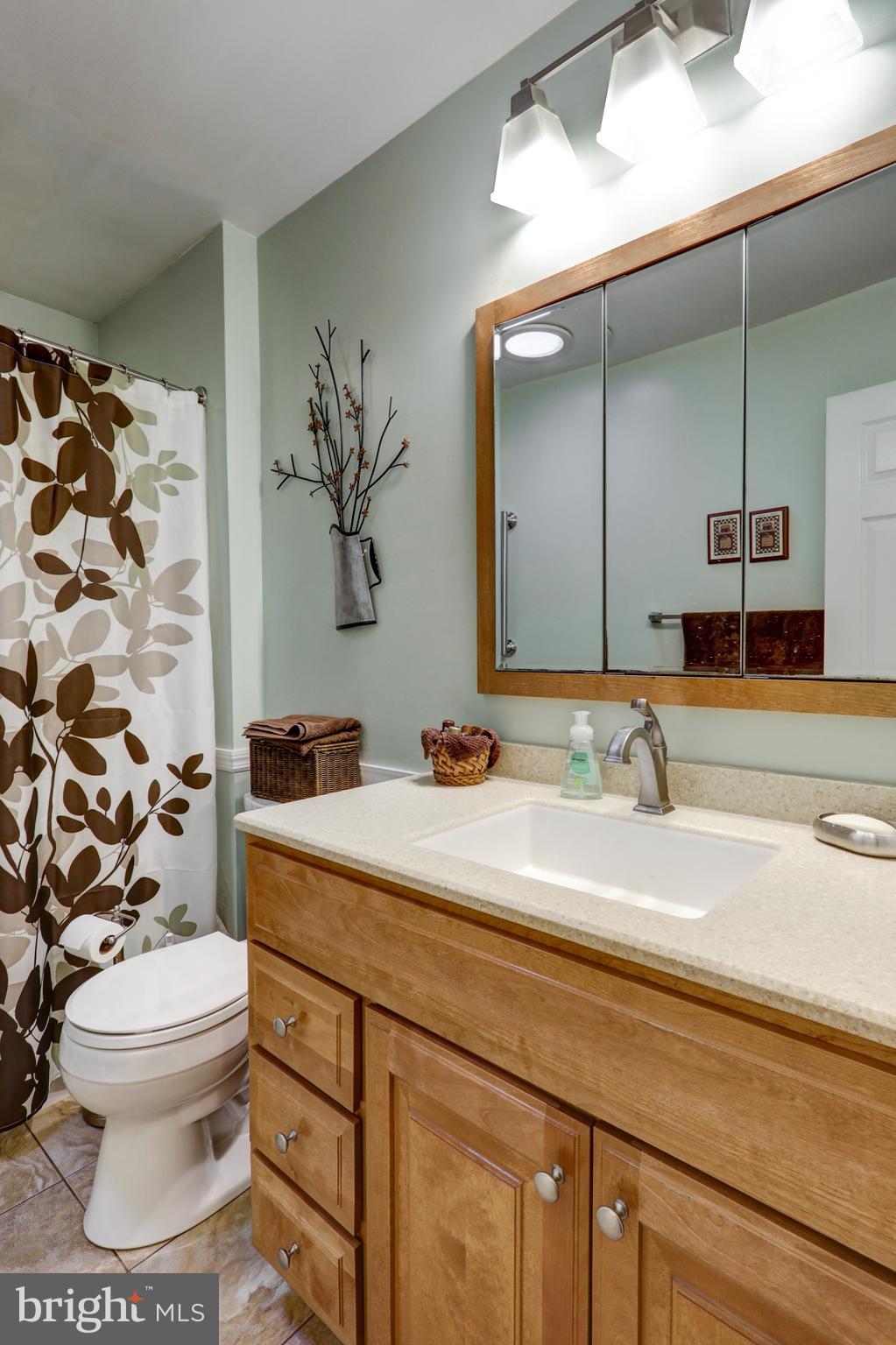 1071 East Meadow Road Manheim, PA 17545 - Photo 35 of 45