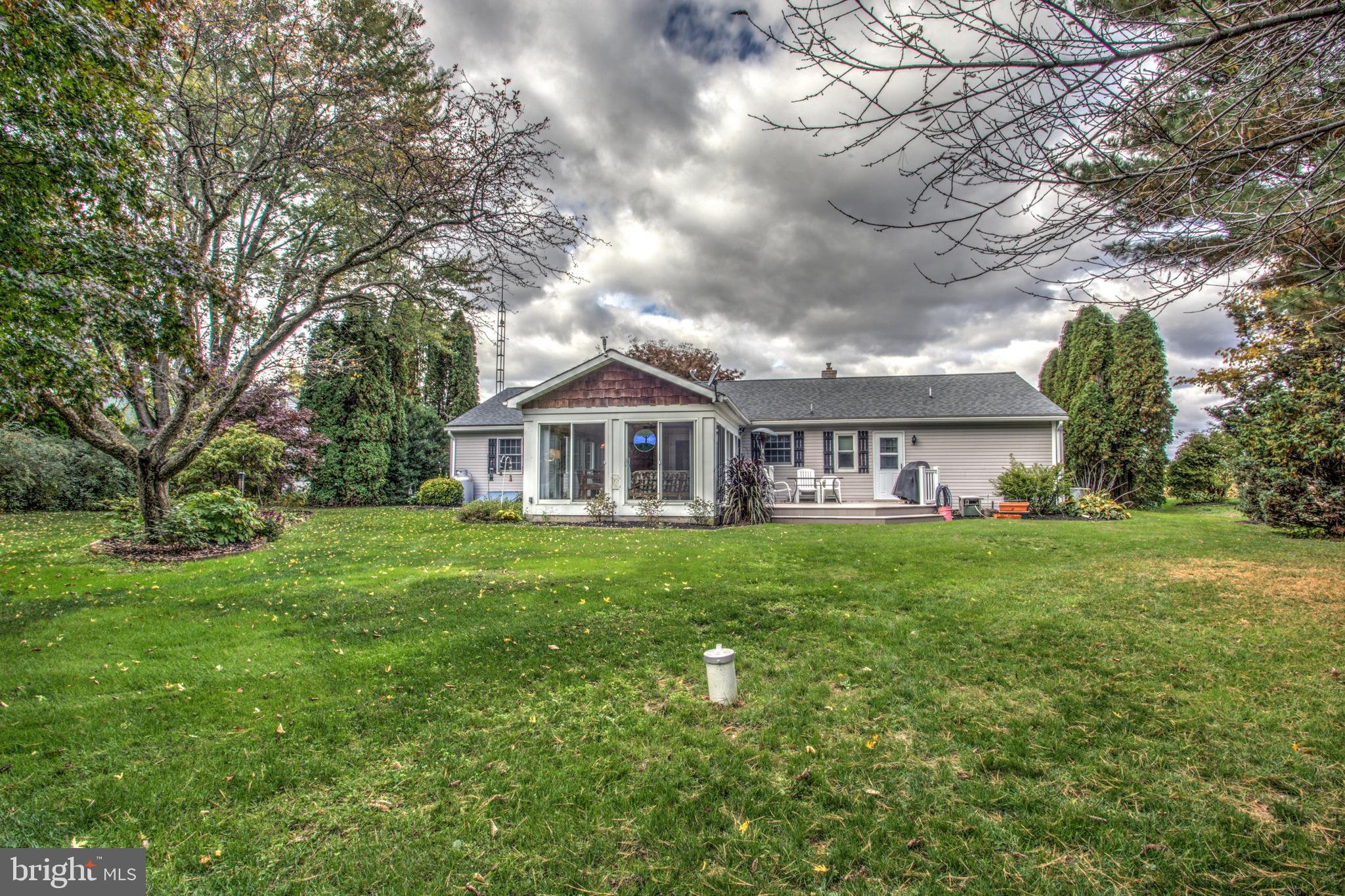 1071 East Meadow Road Manheim, PA 17545 - Photo 8 of 45
