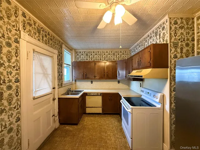 $299,500 | 14 Belvedere Street, Kingston, NY 12401