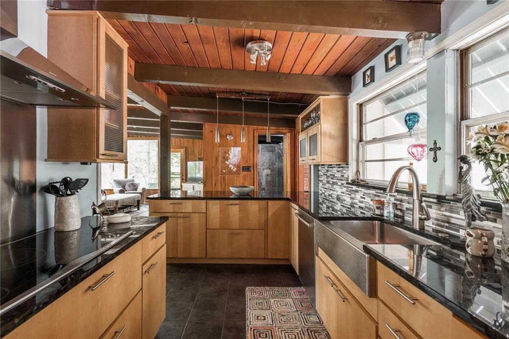 8170 Lantern Road Indianapolis, IN 46256 - Photo 14 of 26 Gallery Image 14