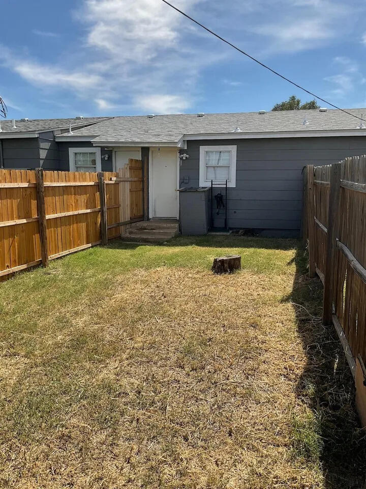 2320 Colgate Street Lubbock, TX 79415 - Photo 10 of 10 89fa93df767b0821c855a5ddd670a26dl-m16302