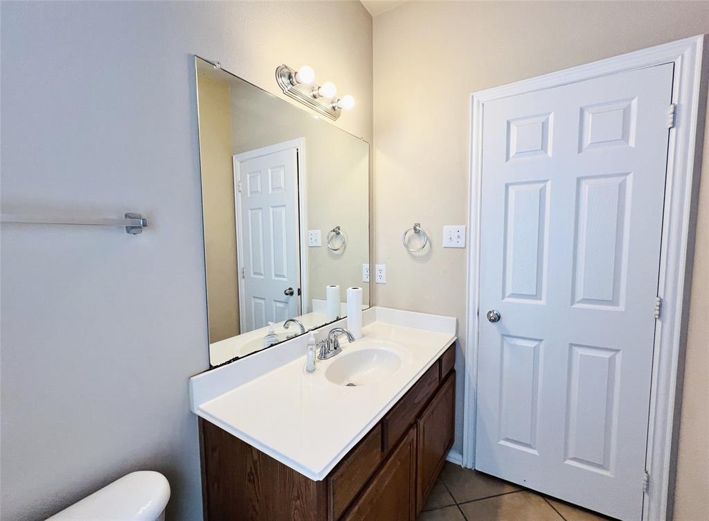 552 Kerry Street Crowley, TX 76036 - Photo 22 of 27